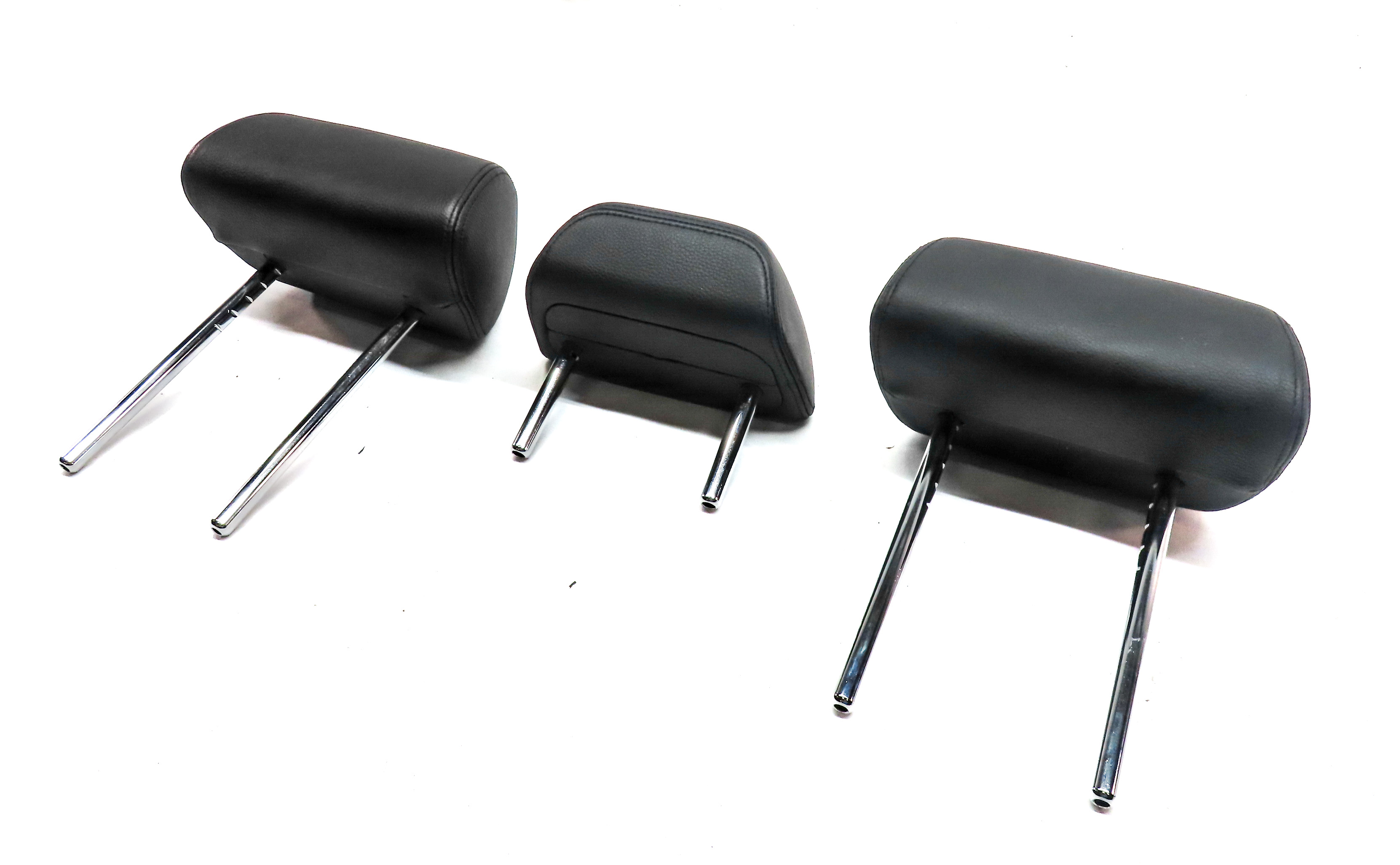 14-18 BMW X5 F15 REAR 2ND ROW LEFT RIGHT CENTER HEADREST DAKOTA LEATHER (Black) — exact item pictured
